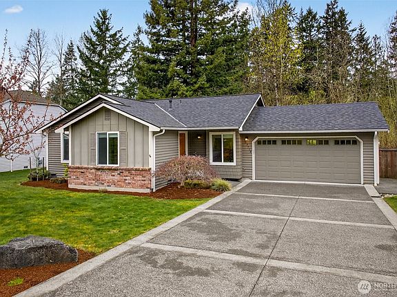 2nd image of 17718 NE 137th Court