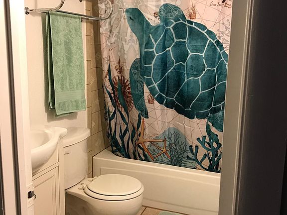 Bathroom w/ new vanity, mirror & light
