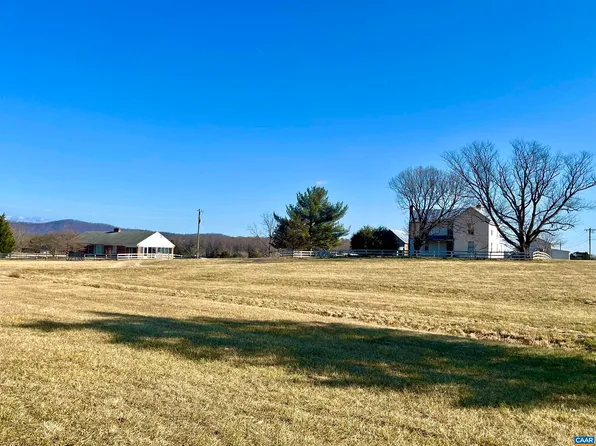 2237 Browns Gap Tpke, Charlottesville, VA 22901