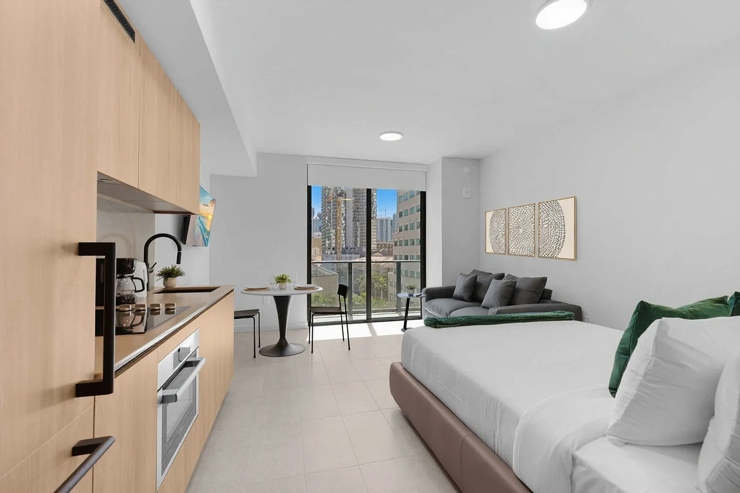 Studio, 1.0 bath, 430 sqft, $2,488 — Photo 1