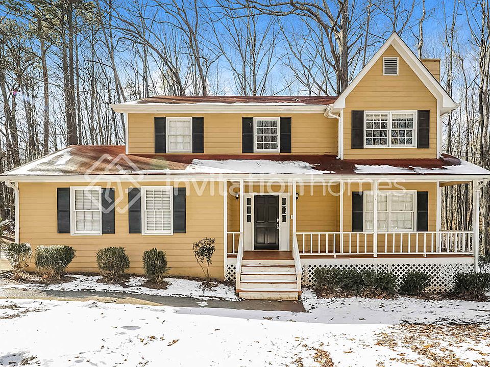 1st image of 465 Benjamin Cir