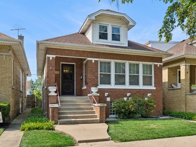 5543 W Berenice Ave, Chicago, IL, 60641