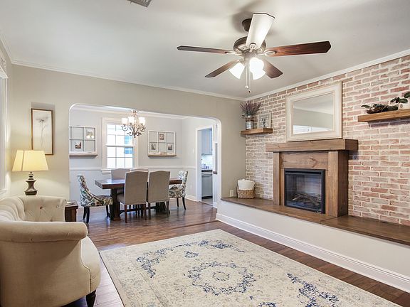 4th image of 549 Carol Dr