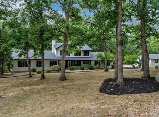 2 Patrick Ln, Defiance, MO 63341