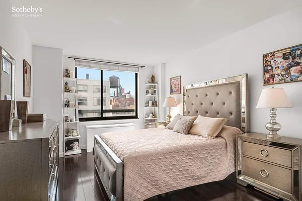 Rented by Sotheby's International Realty | media 8