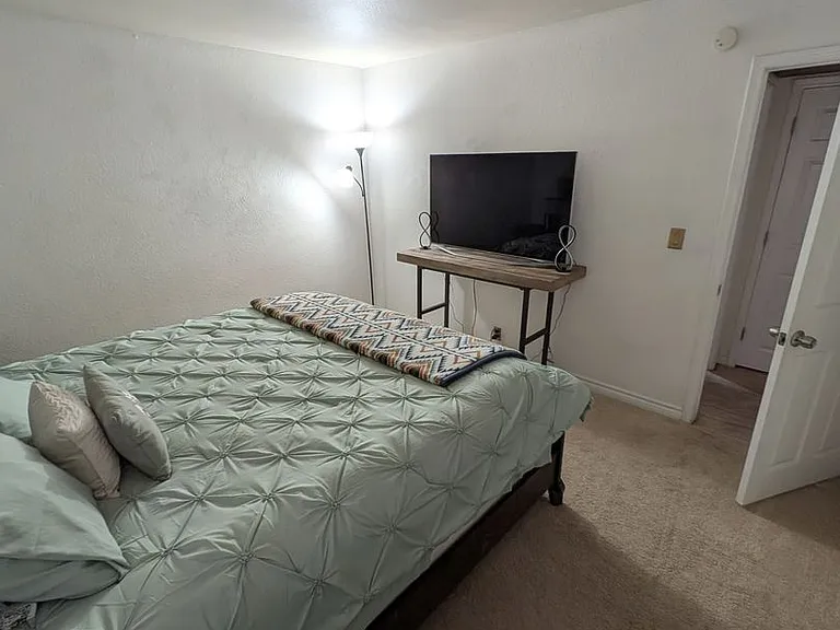 4990 River Glen Dr #168 — Photo 16
