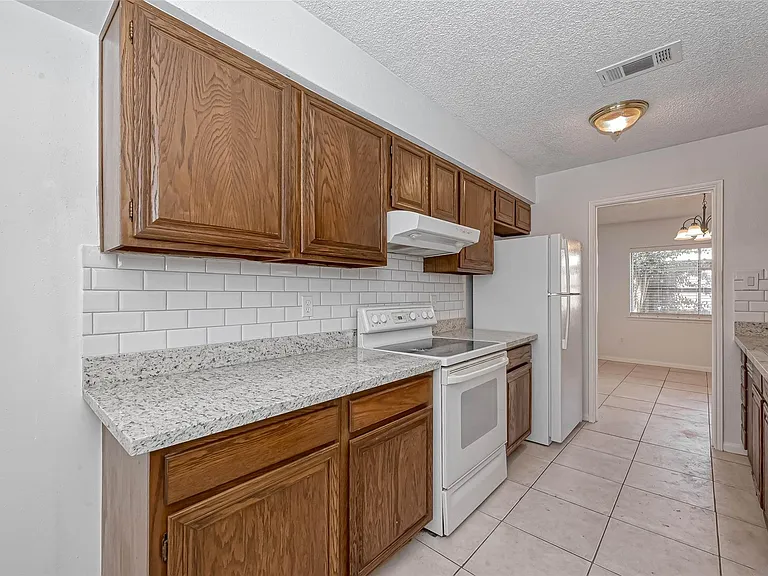 14179 Misty Meadow Ln — Photo 17