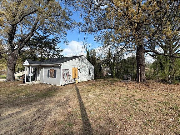 3rd image of 4130 Causey St