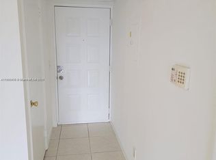 8821 Wiles Rd APT 204, Pompano Beach, FL 33067