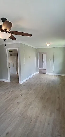 1637 SW Fort King St — Photo 2