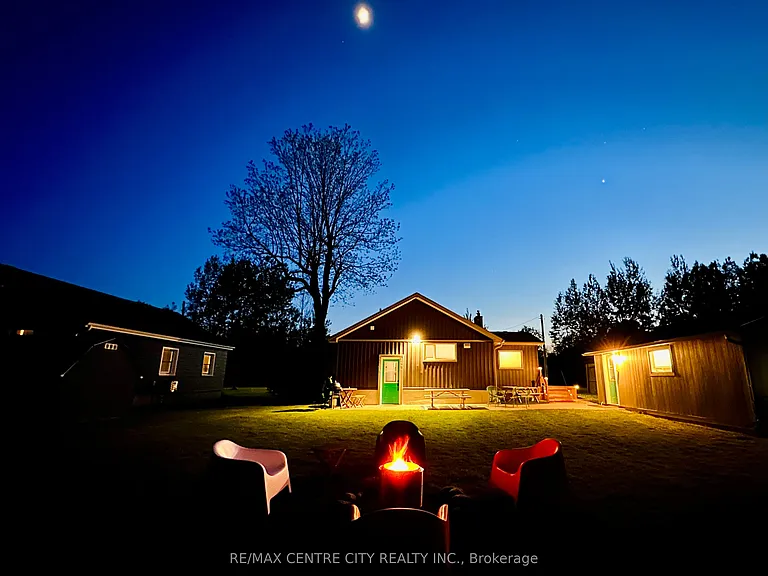339 Catherine St — Photo 34