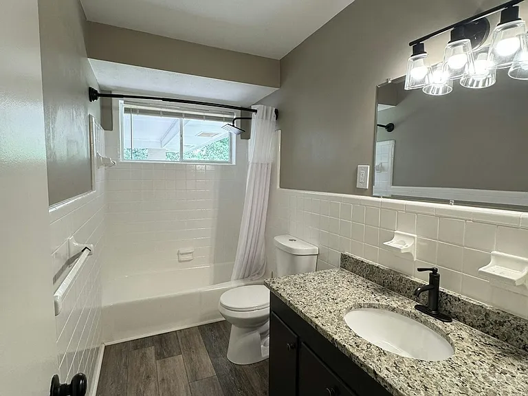 5979 Saint Leonards Dr — Photo 15