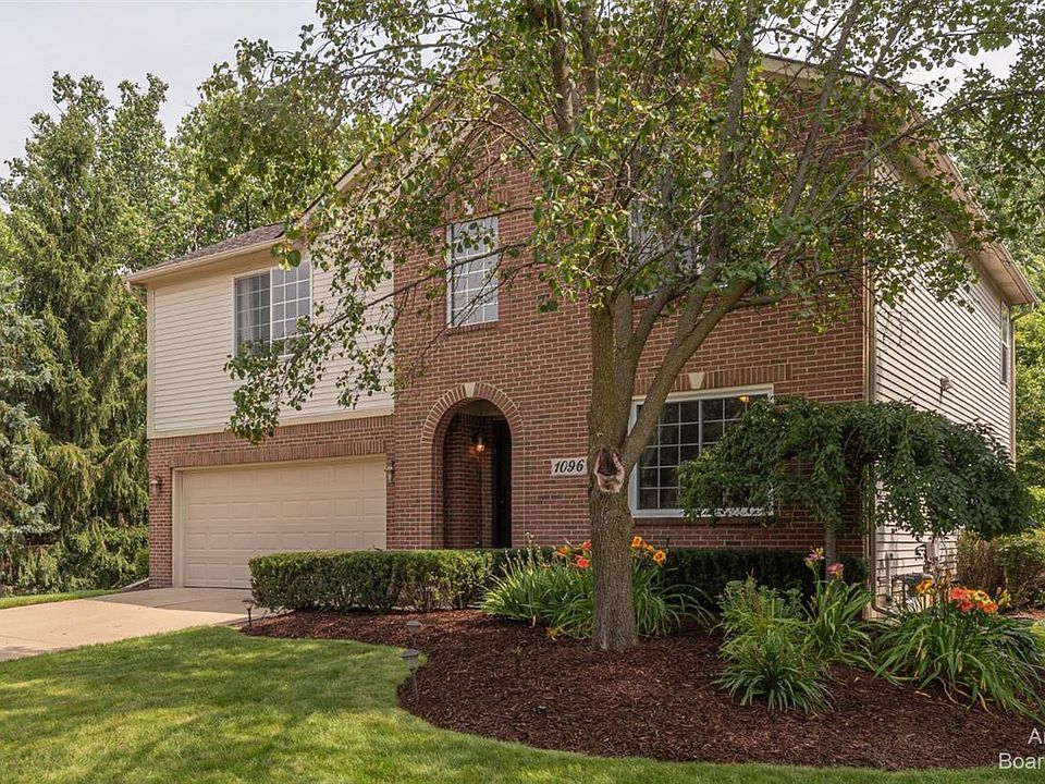 1st image of 1096 Shetland Dr