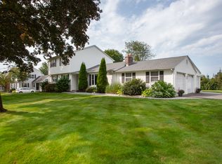 43 Susan Ln, Bristol, CT 06010