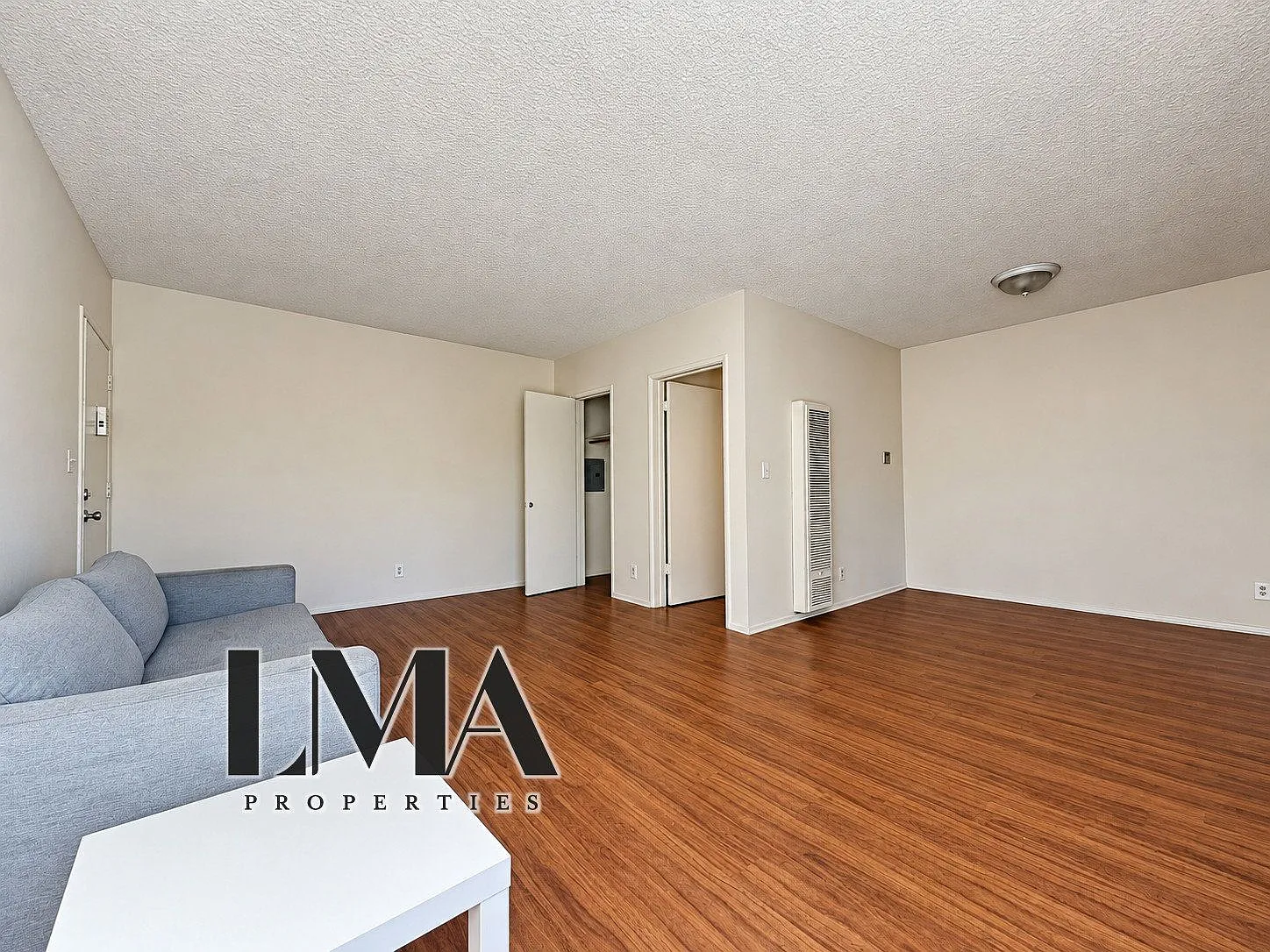 3 bed, 1.5 bath, 1000 sqft, $3,900 — Photo 3