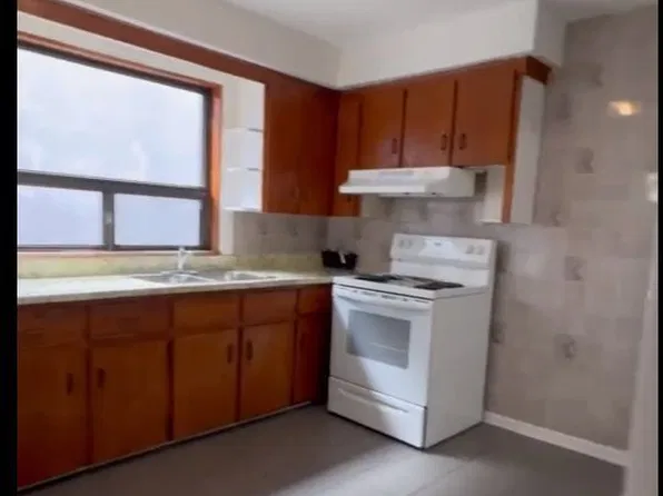 232 Atlas Ave, Toronto, ON M6C 3P7