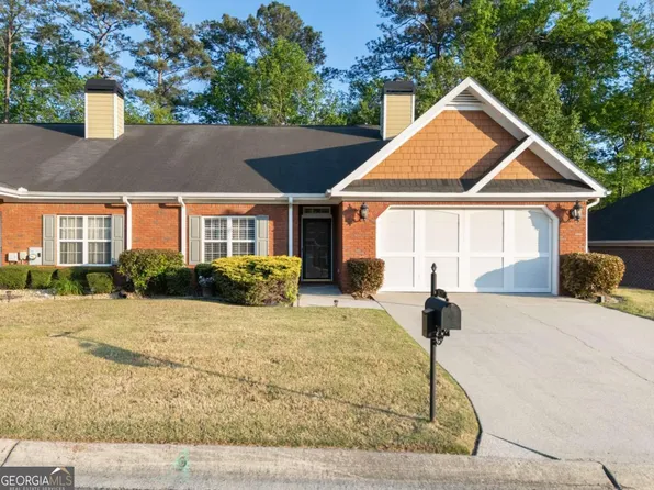 2525 Rosehill Cir, Lithia Springs, GA 30122