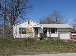 609 E 2nd Ave, Bristow, OK 74010