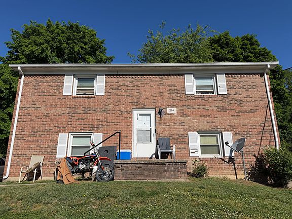 3rd image of 214 Valley St