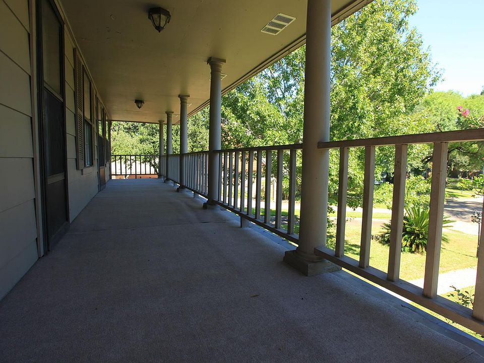 1st image of 4114 Cypresswood Dr