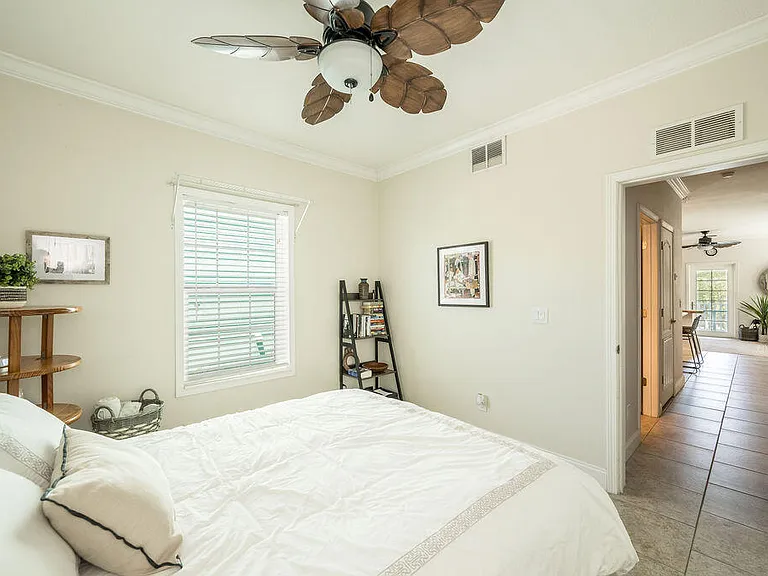 59 Palm Dr — Photo 13