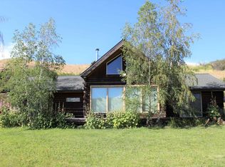 8902 Parvin Rd, Pullman, WA 99163