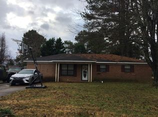 221 Robinson St SW, Decatur, AL 35601