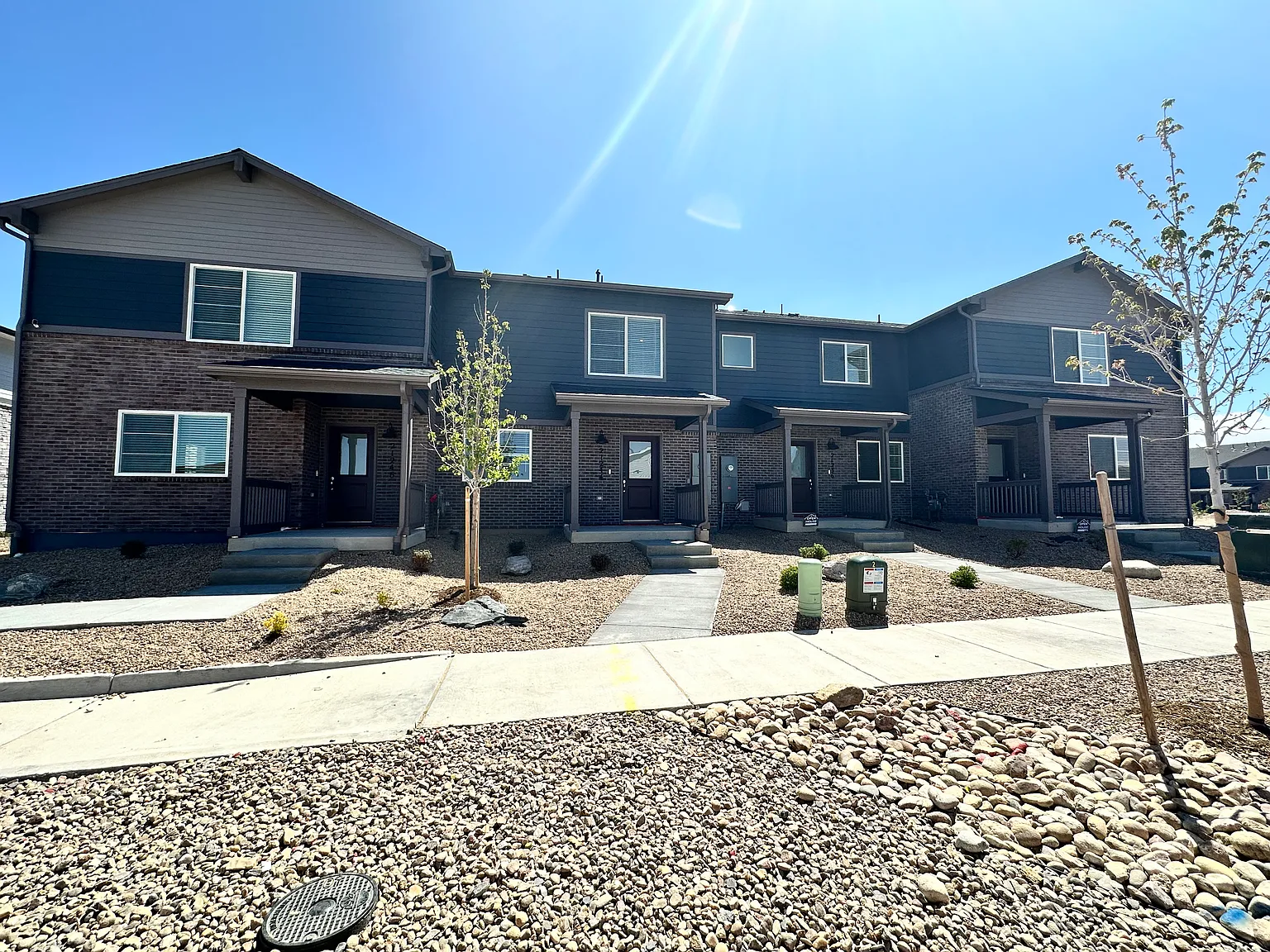 3 bed, 2.5 bath, 1653 sqft, $2,900 — Photo 2