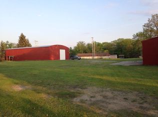 7038 M-68, Indian River, MI 49749