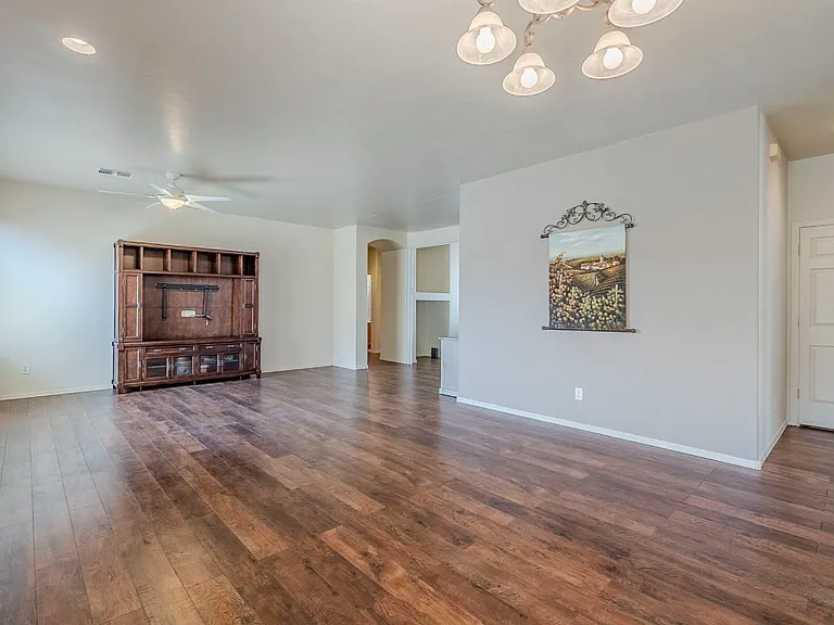 3517 N Camino La Jicarrilla — Photo 9