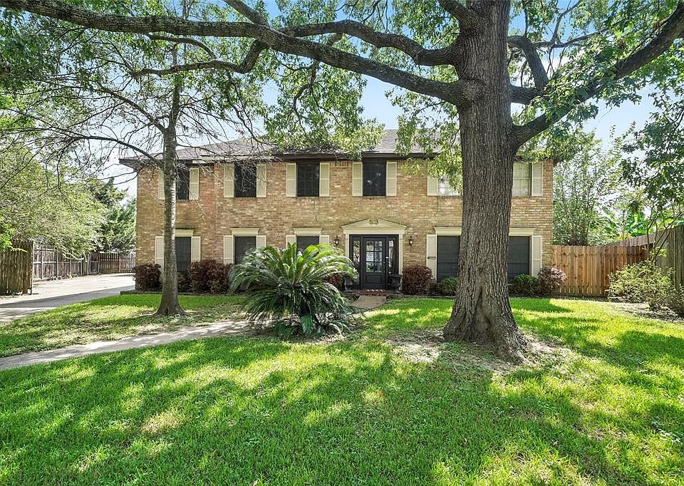 1st image of 4719 Bayou Vista Dr