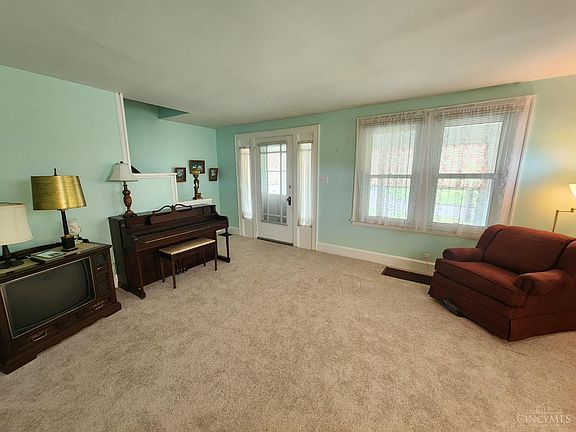 5th image of 3685 Frondorf Ave
