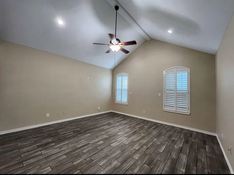 169 Paloma Dr — Photo 7