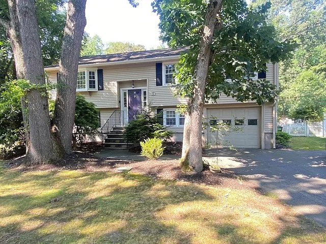 64 Haverhill St
