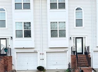 2750 Avalon Loop Rd, Charlotte, NC 28269