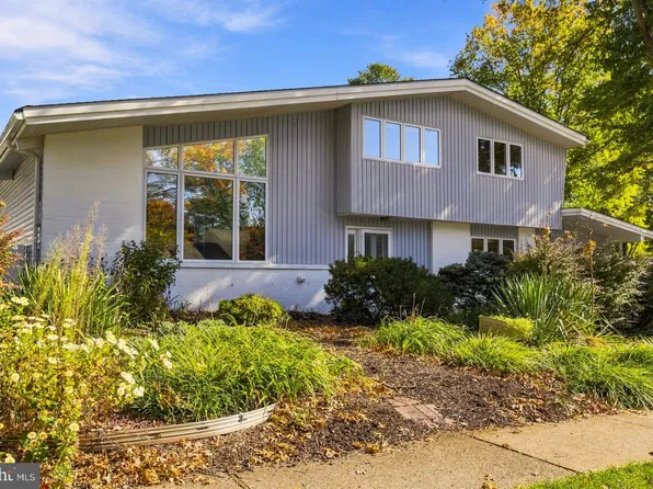 411 Radcliffe Dr, Newark, DE 19711
