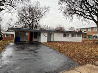 8321 Red Fir Dr, Saint Louis, MO