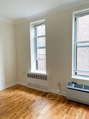 Rented by PocketBroker Inc | media 2