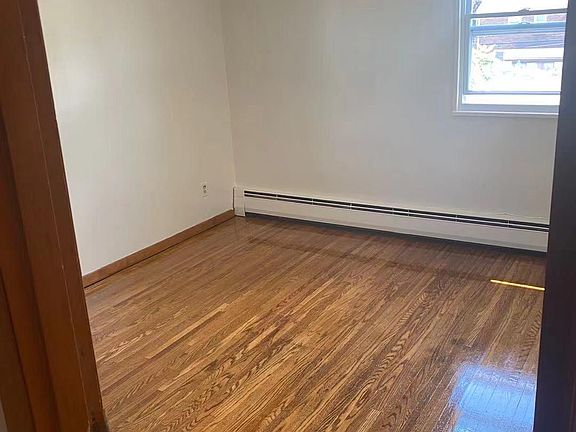 5th image of 2793 Sheridan Dr