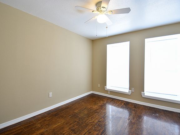 4th image of 221 Belle Terre Blvd #B