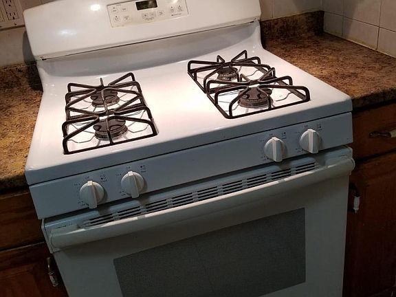 4th image of 8353 250th St