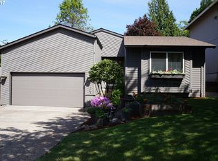 9702 SW 51st Ave, Portland, OR 97219