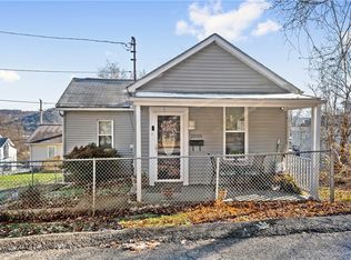 2018 Center Ave, Beaver Falls, PA 15010