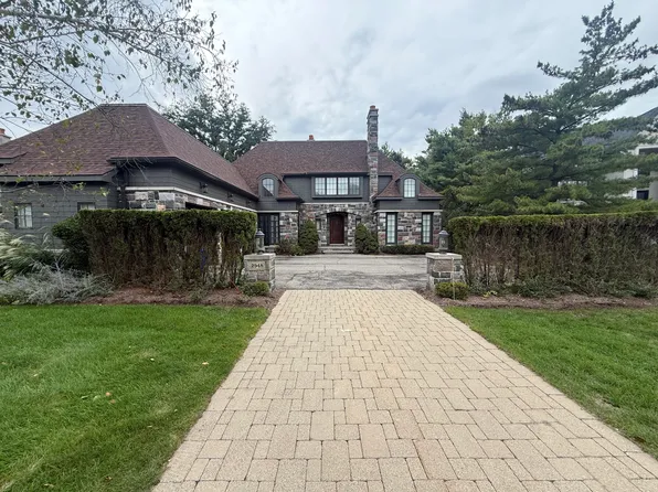 2948 Turtle Pond Ct Unit 29, Bloomfield Hills, MI 48302