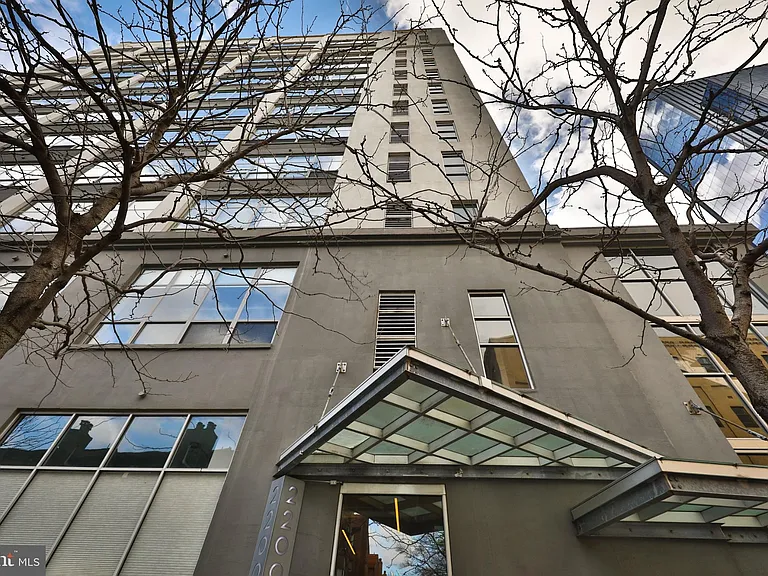 2200 Arch St #609 — Photo 10
