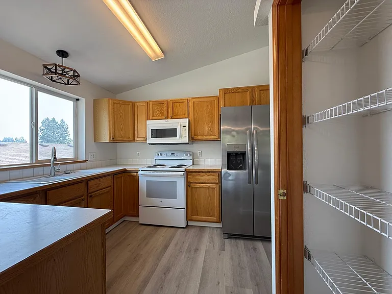 7915 E Woodland Park Dr — Photo 5