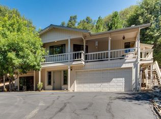 19865 Pleasantview Dr, Groveland, CA 95321