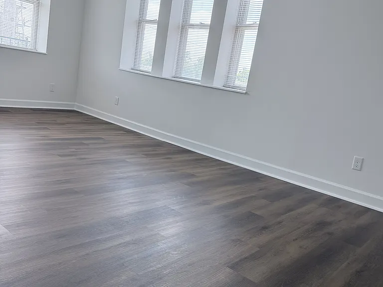5630 Pershing Ave #31 — Photo 9