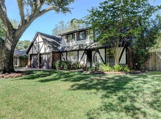 9706 Springview Ln, Houston, TX 77080