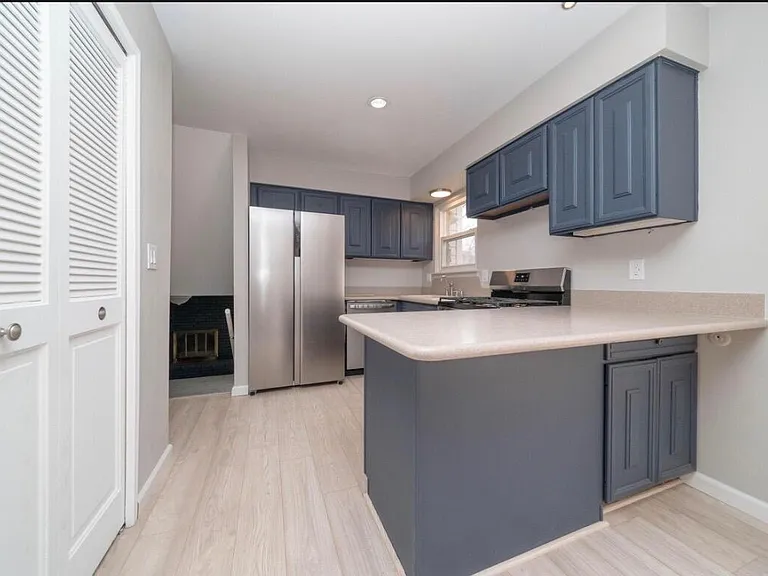 3212 Lockridge Dr — Photo 6